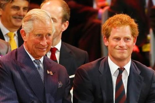Harry tố Vua Charles