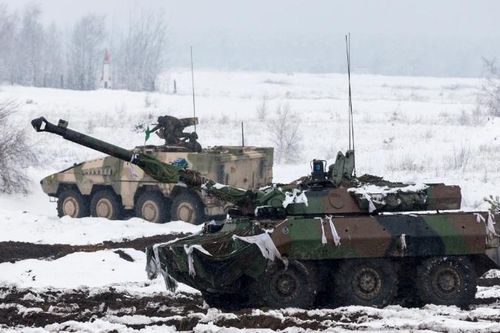 Sức ép gia tăng với Đức khi Pháp cung cấp xe thiết giáp AMX-10 RC cho Ukraine