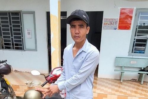 Xông vào nhà cướp dây chuyền vàng của cụ bà 92 tuổi