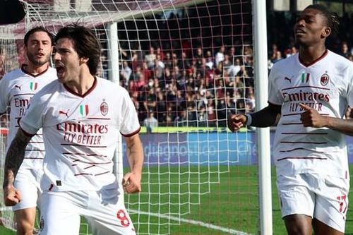 Nhận định AC Milan vs Roma, 2h45 ngày 9/1: Chờ phép thuật của Mourinho