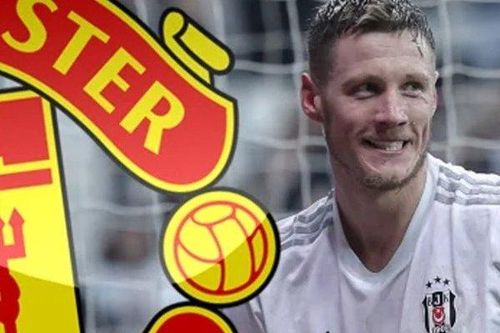 MU bất ngờ nhắm tiền đạo của Burnley để thay thế Ronaldo