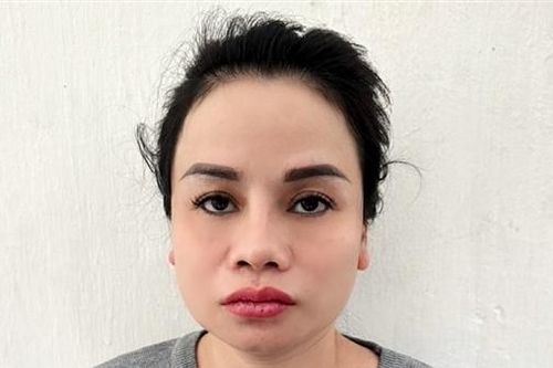 'Bà trùm' tín dụng đen chợ Biên Giang cho vay nặng lãi kiểu bốc bát họ