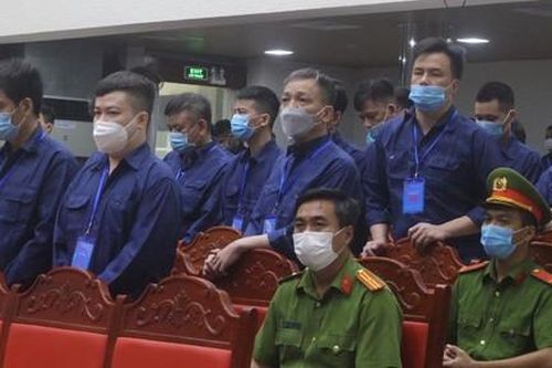 Vụ buôn lậu 200 triệu lít xăng: Kháng nghị tăng hình phạt đối với 28/74 bị cáo