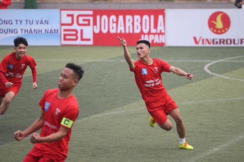 Sau 7 năm, điều này mới xuất hiện ở giải bóng đá học sinh THPT Hà Nội