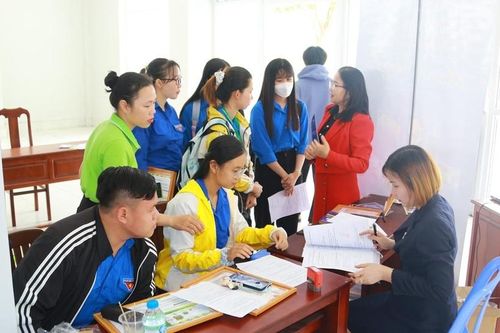 Nhiều trường đại học lên phương án trả lại tiền chênh cho SV đã nộp học phí