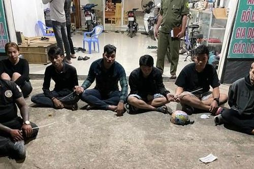 Hai nhóm thanh niên ở Đồng Nai hẹn nhau giải quyết mâu thuẫn bằng súng