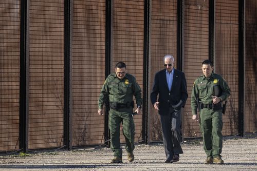 Tổng thống Biden lần đầu thị sát biên giới Mỹ-Mexico từ khi nhậm chức