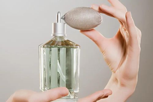 Mùi thơm nhân tạo ảnh hưởng đến chất lượng không khí trong nhà
