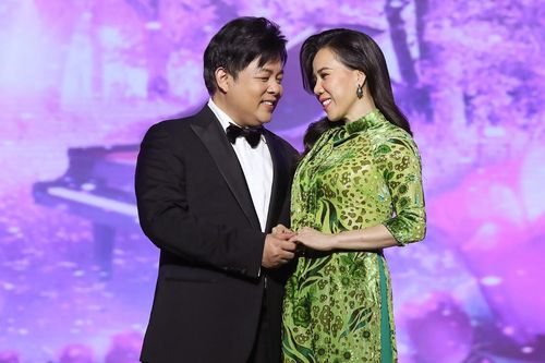 Quang Lê tiết lộ lý do mời NSƯT Hoài Linh và nghệ sĩ Hồng Đào diễn kịch