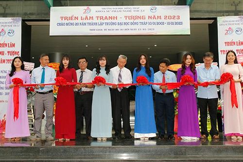 Triển lãm tranh - tượng chào mừng 20 năm thành lập Trường Đại học Đồng Tháp