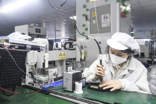 Thị trường smartphone Trung Quốc tiếp tục chịu áp lực trong năm 2023