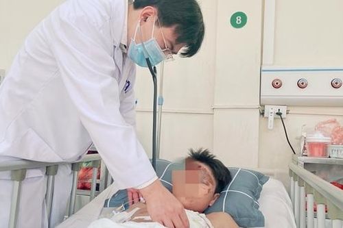 Tự chế pháo nổ, thiếu niên 14 tuổi bị thương nặng
