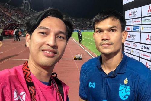 Tuyển thủ Thái Lan khóc vì vượt qua cơn ác mộng Malaysia