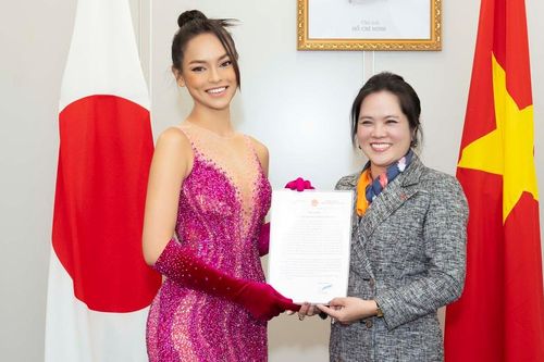 Mai Ngô làm giám khảo cuộc thi nhan sắc tại Nhật Bản