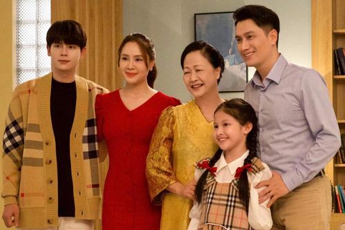 Lộ kết cục của gia đình Việt Anh - Hồng Diễm ở cuối phim Hành Trình Công Lý