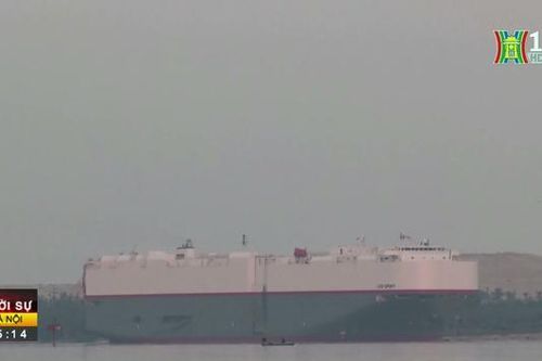 Kênh đào Suez hoạt động bình thường trở lại