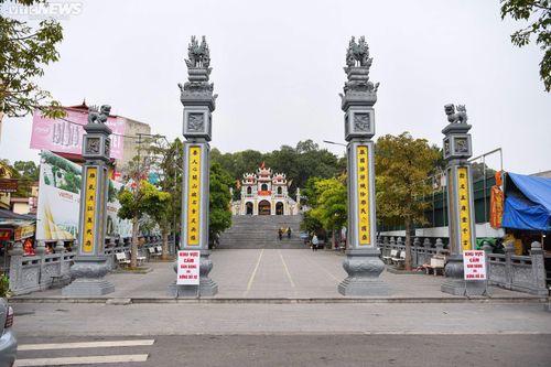 Bắc Ninh: Đền Bà Chúa Kho thưa thớt người 'trả nợ' dịp cuối năm