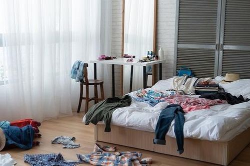 Nhà cửa lộn xộn nói gì về bạn?