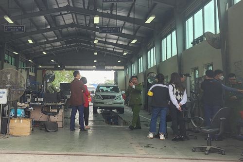 Thêm nhiều trung tâm đăng kiểm xe cơ giới bị khám xét