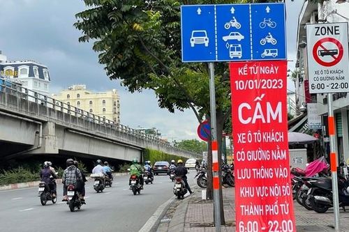 TPHCM: Xử lý 15 xe khách giường nằm lưu thông trong giờ cấm