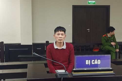 Chất chăn màn, châm lửa đốt nhà ở Hà Nội và cái kết