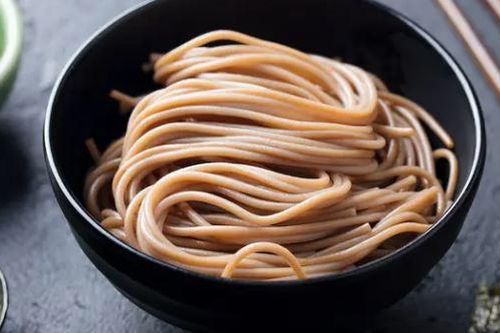 Kỹ sư Nhật Bản chế tạo thiết bị phân tích độ ngon của mỳ