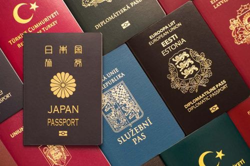 Lộ diện 3 cuốn hộ chiếu quyền lực nhất thế giới 2023