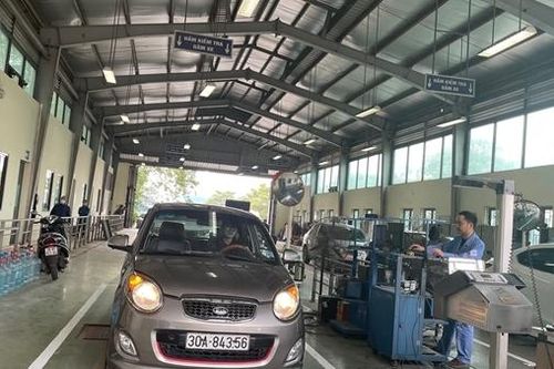 Hà Nội: 11 Trung tâm đăng kiểm bị tạm dừng hoạt động
