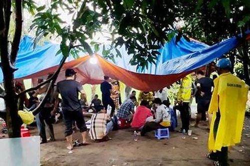 Bắt 33 đối tượng đánh bạc, thu giữ hơn 250 triệu đồng