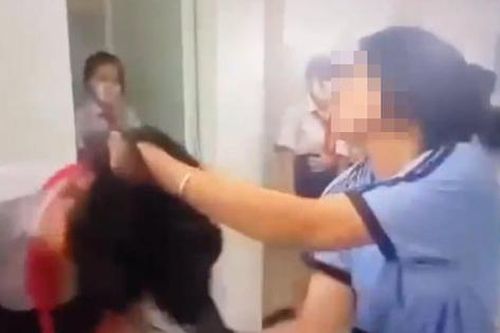 Lại xảy ra mâu thuẫn cá nhân, nữ sinh bị bạn cùng trường đánh