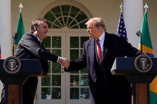 Liên minh Trump - Bolsonaro bị lên án