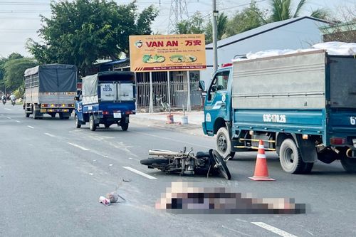 Người đàn ông thiệt mạng sau va chạm xe tải trên quốc lộ 1
