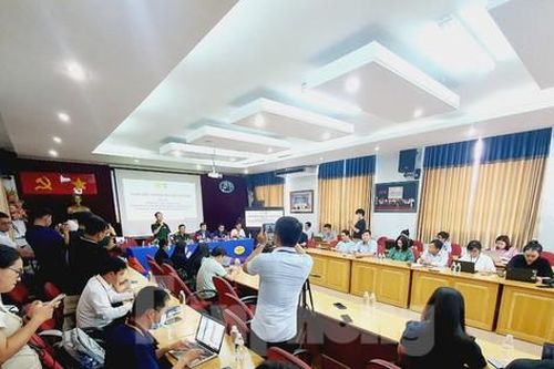Clip nữ sinh HUFLIT khóc, la hét tại trường quân sự đã bị cắt ghép dàn dựng