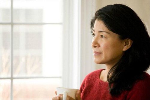 Tuổi 50 không khoe khoang tiền bạc, bạn bè