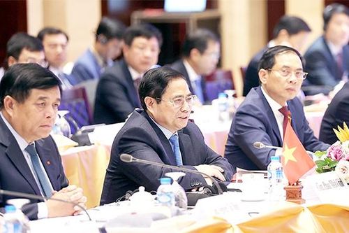 Thủ tướng Phạm Minh Chính và Thủ tướng Lào Sonexay Siphandone đồng chủ trì Kỳ họp lần thứ 45 Ủy ban Liên chính phủ