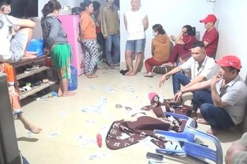 Đột kích sòng bạc trong căn nhà thuê, tạm giữ hơn 600 triệu đồng