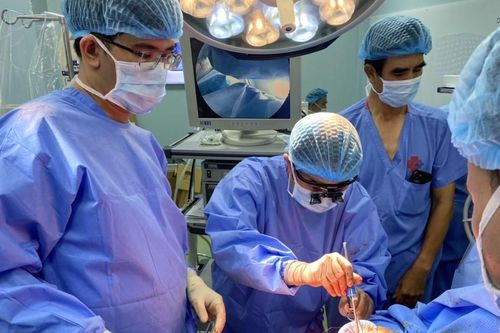 Phẫu thuật cứu người bệnh ung thư thận có chồi bướu xâm lấn vào tĩnh mạch