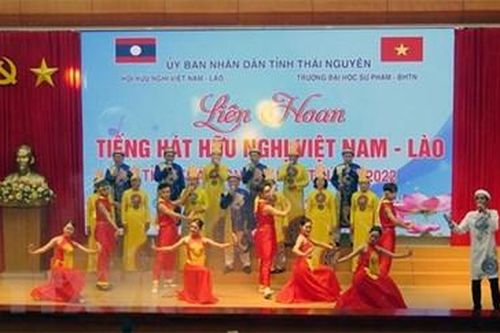 Chuyến thăm tạo xung lực mới cho mối quan hệ hợp tác đặc biệt Việt Nam - Lào