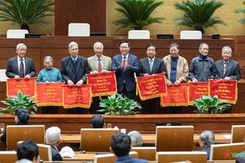 Thành công của Quốc hội không tách rời sự giúp đỡ của các đồng chí nguyên lãnh đạo Quốc hội