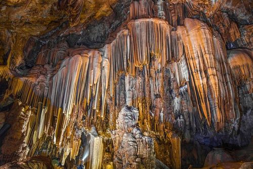 Quảng Bình: Khai thác mạo hiểm 5 hang động tại thung lũng Hung Thoòng