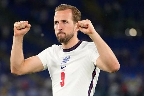 Man United bán 4 cầu thủ để mua Harry Kane?
