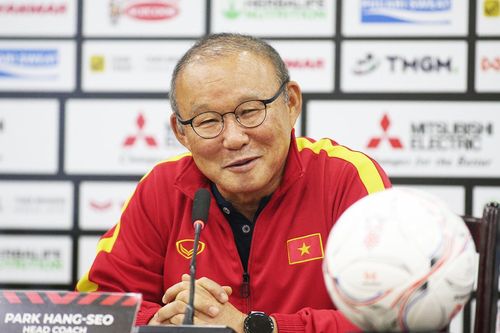 HLV Park Hang Seo: Tuyển Việt Nam không từ bỏ, thắng 1-0 là vô địch AFF Cup