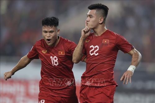 Tiến Linh mở tỷ số, hiệp 1 Việt Nam tạm dẫn Thái Lan 1-0