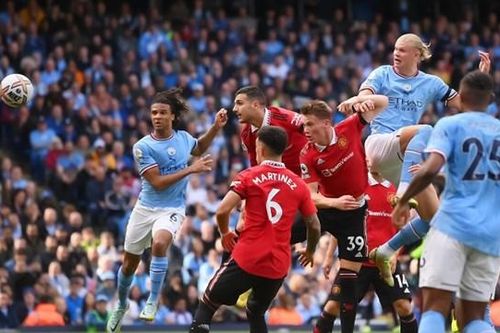 Ngoại hạng Anh nóng bỏng với 2 cặp derby
