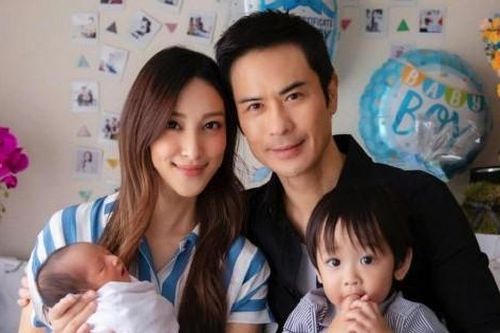 Hoa hậu Hong Kong Trần Khải Lâm 5 năm sinh 3 con