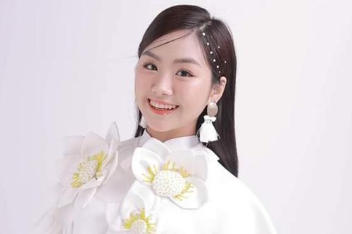 Á quân của 'Giọng hát Việt nhí' Khánh An lột xác ở tuổi 17