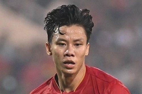 Trung vệ ĐT Việt Nam được AFF vinh danh