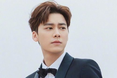 Nam diễn viên từng bị phong sát 'comeback' tại Thái Lan, còn kết hôn luôn với công chúa nước này?