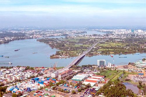 Đến đây thì ở lại đây…