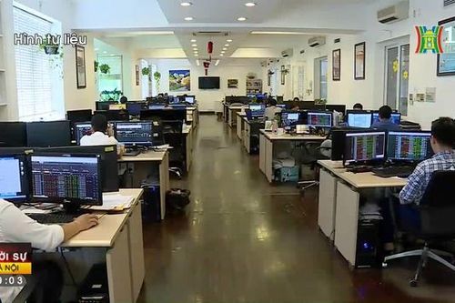 Hai công ty chứng khoán bị phạt hơn 1 tỷ đồng